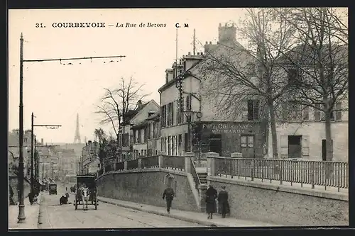 AK Courbevoie, La Rue de Bezons