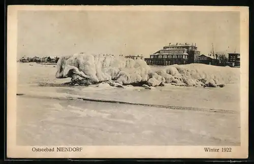 AK Niendorf, Ostseebad, Ortspartie im Winter 1922, Unwetter