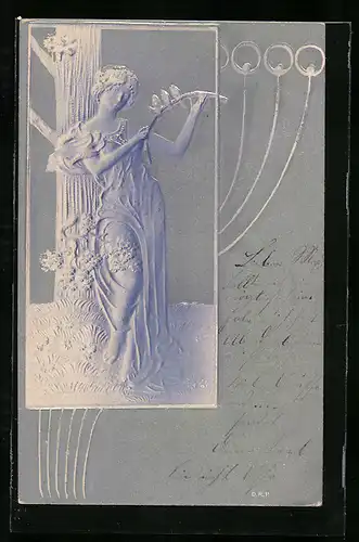 Präge-AK Junge Frau mit Vögeln auf einem Ast, Jugendstil