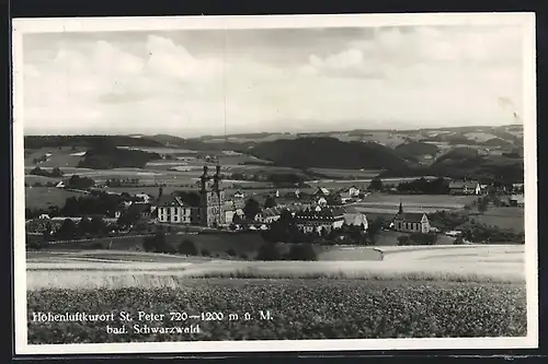 AK St. Peter /Bad. Schwarzwald, Ortspartie mit Kirche