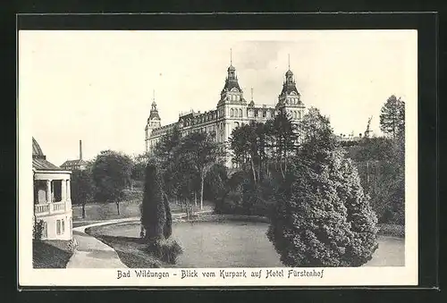 AK Bad Wildungen, Blick vom Kurpark auf Hotel Fürstenhof