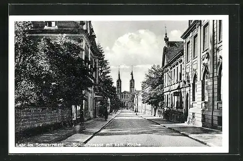 AK Lahr im Schwarzwald, Schillerstrasse mit Katholischer Kirche