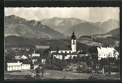 AK Pfarrkirchen, Teilansicht mit Kirche gegen die Berge