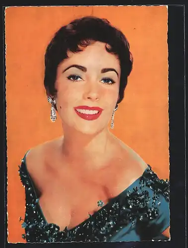 AK Schauspielerin Elizabeth Taylor lächelt in die Kamera