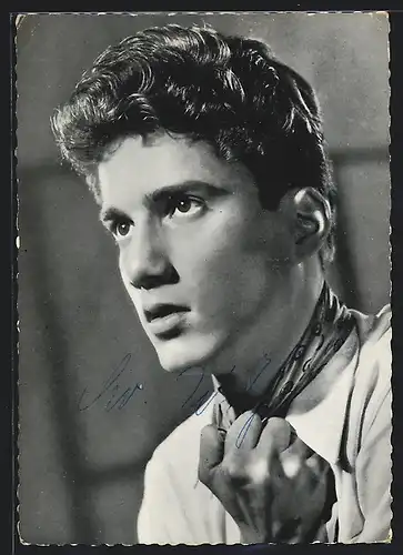 AK Schauspieler Christian Wolff im Halbprofil