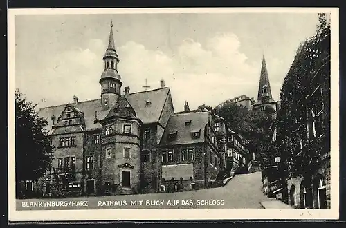 AK Blankenburg / Harz, Rathaus, Blick zum Schloss