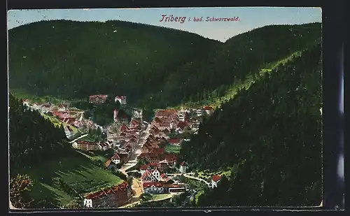 AK Triberg / Schwarzwald, Ortsansicht aus der Vogelschau