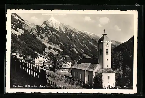 AK Brandberg bei Mayrhofen, an der kapelle, Blick ins Zillertal