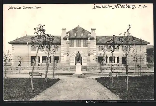 AK Deutsch-Altenburg in N.-Oe., vor dem Museum Carnuntinum