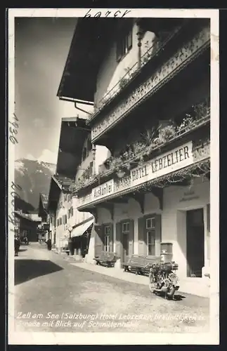 AK Zell am See, das Hotel Lebzelter, Dreifaltigkeits Strasse mit Blick zur Schmittenhöhe