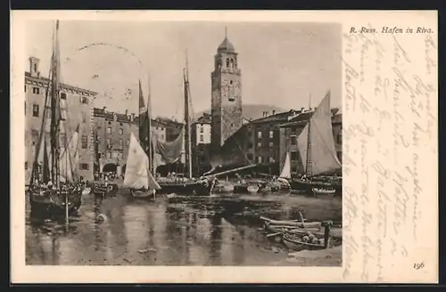 AK Riva, Schiffe im Hafen