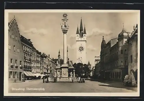 AK Straubing, an der Säule auf dem Theresienplatz