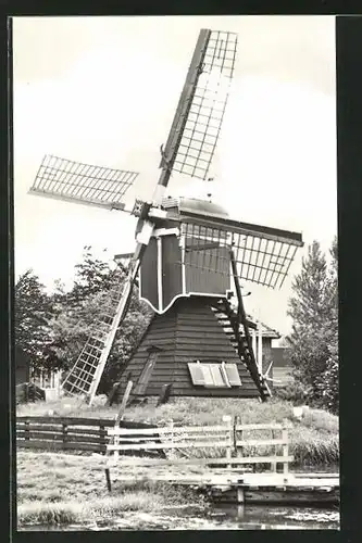 AK Warmond, Windmühle an einem kleinem Bach