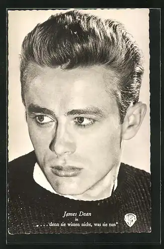 AK Schauspieler James Dean im Pullover schaut ernst zur Seite