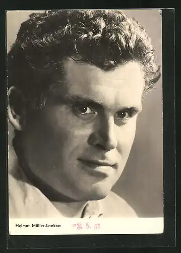 AK Schauspieler Helmut Müller-Lankow mit entschlossenem Gesicht