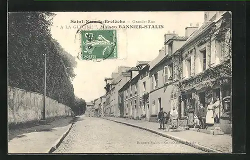 AK Saint-Nom-la-Bretéche, Grande-Rue a la Glycine et Maison Bannier-Stalin