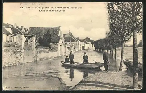 AK Gloton, pendant les Inondations de Janvier 1910 Route de la Roche-Guyon