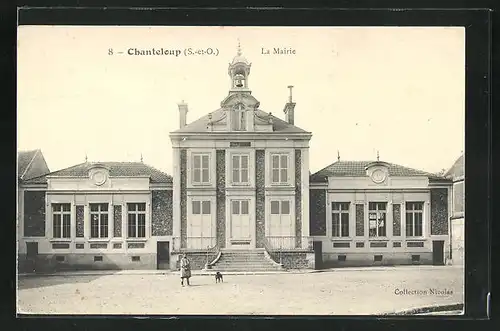AK Chanteloup, La Mairie, Rathaus im Sonnenschein