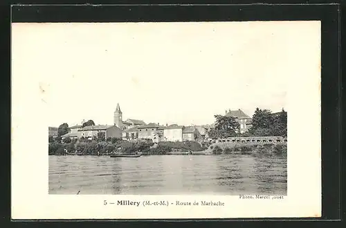 AK Millery, Route de Marbache, Blick zum Ort