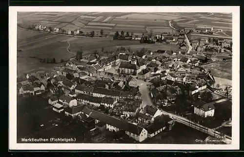 AK Marktleuthen, Totalansicht aus der Vogelschau, Orig. Fliegeraufnahme