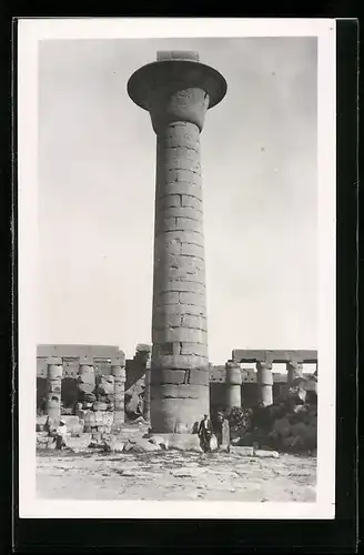 AK Karnak, One of the ten Columns of King Tahrarkà