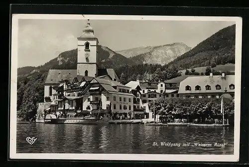 AK St. Wolfgang, Kirche und Hotel Weisses Rössl am Seeufer