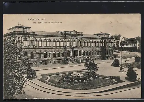 AK Kaiserslautern, Pfälzisches Gewerbe-Museum mit Anlagen und Strasse