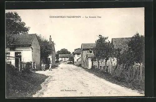 AK Connantray-Vaurefroy, la Grande Rue