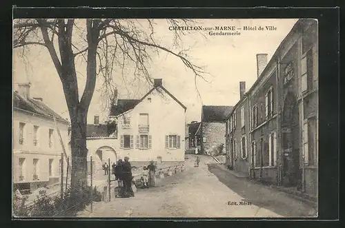 AK Chatillon-sur-Marne, Hôtel de Ville - Gendarmerie
