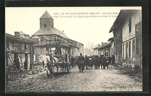 AK Hans, La Rue principale et l'Eglise pendant un séjour de troupes