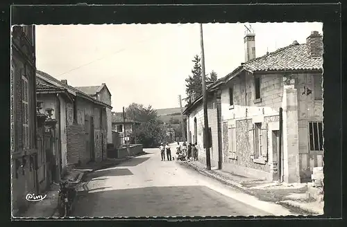 AK Soulanges, grande Rue, Strassenpartie