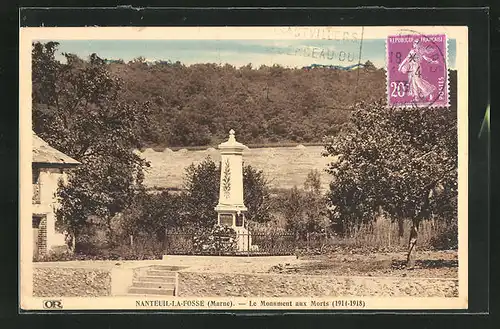 AK Nanteuil-la-Fosse, Le Monument aux Morts 1914-18