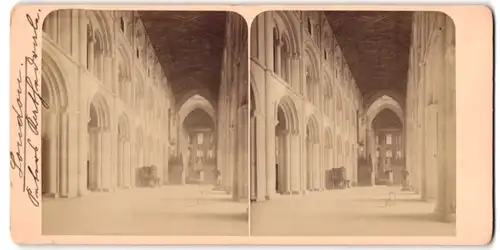 Stereo-Fotografie unbekannter Fotograf, Ansicht London, Innenansicht der Kirche