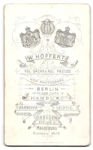 Fotografie W. Höffert, Berlin, Portrait bürgerliche Eheleute, um 1890