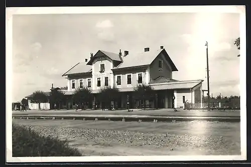 AK Holesov, Blick auf den Bahnhof