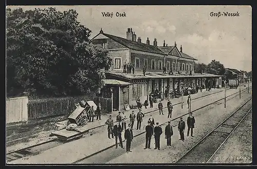 AK Velky Osek / Gross-Wossek, Partie am Bahnhof