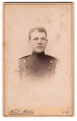 Fotografie Karl Meckes, Ulm, Portrait Soldat in Uniform