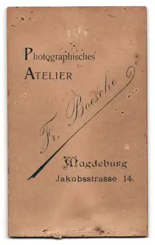 Fotografie Fr. Boesche, Magdeburg, Portrait hübsches Paar in eleganter Kleidung