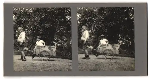 Stereo-Fotografie unbekannter Fotograf, Kinder mit Handkarren