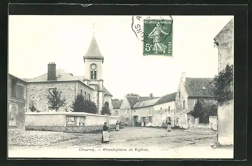 AK Charny, Presbytère et Eglise