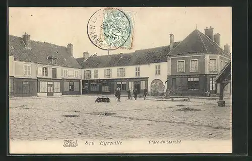 AK Égreville, Place du Marche