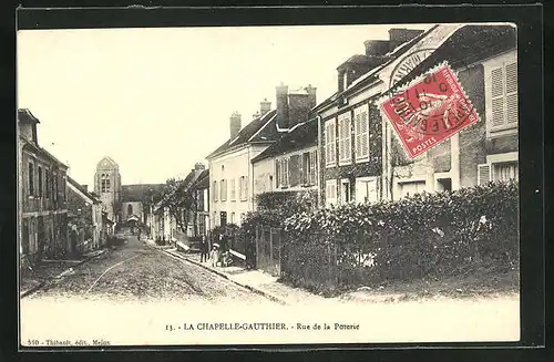 AK La Chapelle-Gauthier, Rue de la Poterie