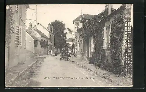 AK Marlotte, Vue en Grande Rue