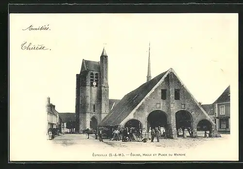 AK Egreville, Eglise, Halle et Place du Marche