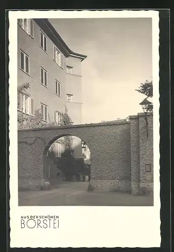 AK München-Moosach, Aus der schönen Borstei, Eingang zum Rosengarten, Bauhaus