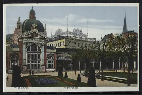 AK Wiesbaden, Kochbrunnen mit Anlagen