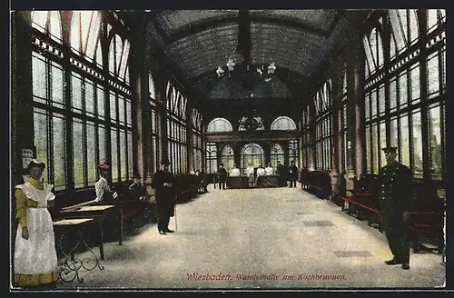 AK Wiesbaden, Wandelhalle am Kochbrunnen