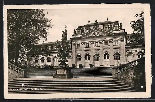 AK Fulda, Flora-Vase und Stadtsäle