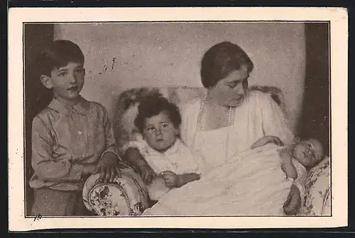 AK Marija von Serbien mit ihren Söhnen