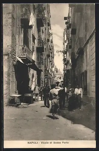 AK Napoli, Vicolo di Basso Porto